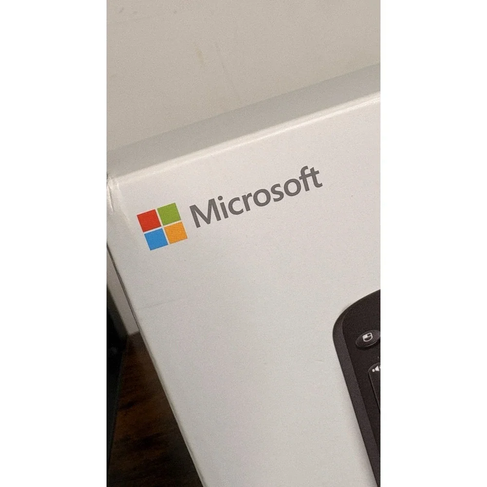Microsoft All-In-One Media Keyboard With Track Pad and Dongle - Model 1632